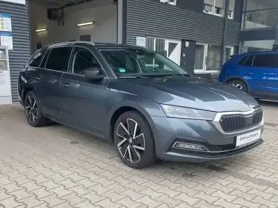 Gebraucht Skoda Octavia Style 150 PS (110 kW) 2020 Quarzgrau Kombi