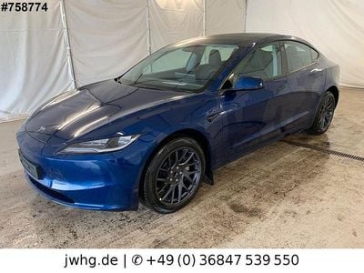 Blau Gebraucht 2024 Tesla Model 3 Limousine | 38.450 € (Fairer Preis)