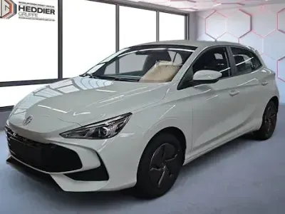 Ny MG MG3 195 HK (143 kW) 2025 Vit Halvkombi