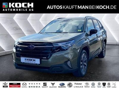 Neu Subaru Forester Platinum 136 PS (100 kW) 2026 Grün SUV