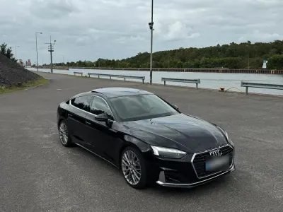 Gebraucht Audi A5 Sportback Ambiente 204 PS (150 kW) 2021 Schwarz Kleinwagen