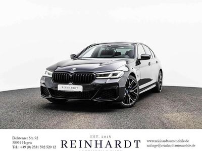 Gebraucht BMW 530e M Sport 292 PS (214 kW) 2023 Sophistograu brillanteffekt metalli Limousine