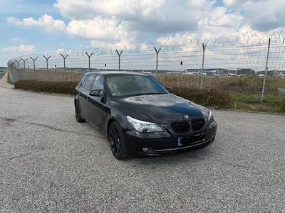 Używany BMW 530 Shadowline 235 KM (172 kW) 2009 Czarny Kombi