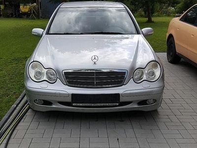 Mercedes C180