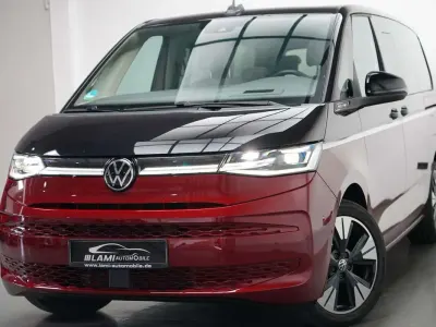 Gebraucht VW Multivan Style 150 PS (110 kW) 2025 Rot Van / Kleinbus