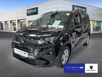 Neu Peugeot Rifter Allure 102 PS (75 kW) 2026 Schwarz Van / Kleinbus