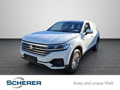 Gebraucht VW Touareg 231 PS (169 kW) 2023 Pure white SUV