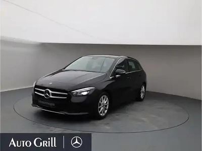 Gebraucht Mercedes B220 190 PS (139 kW) 2019 Unilack nachtschwarz Van / Kleinbus