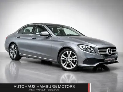 Używany Mercedes E200