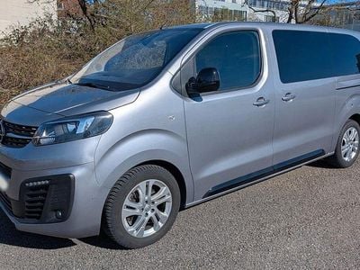 Usata Opel Zafira Life 177 CV (130 kW) 2022 Argento Monovolume