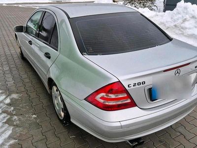 Silber Gebraucht 2004 Mercedes C200 Limousine | 2.475 € (Fairer Preis)