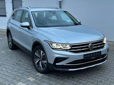Gebraucht VW Tiguan Elegance 150 PS (110 kW) 2021 Silber SUV