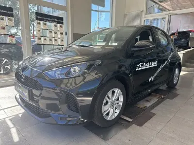 Neu Mazda 2 Center-Line 116 PS (85 kW) 2026 Schwarz Kleinwagen