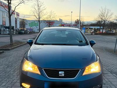 Usata Seat Ibiza 85 CV (62 kW) 2015 Blu Utilitaria