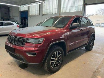 Gebraucht Jeep Grand Cherokee Trailhawk 290 PS (213 kW) 2018 Velvet red pearl coat SUV