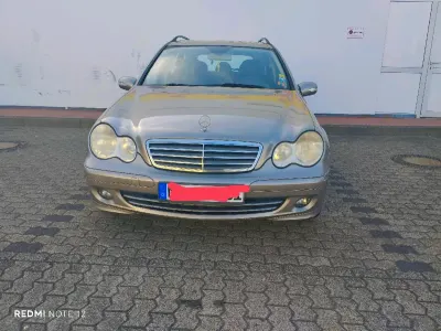 Gebraucht Mercedes C200 163 PS (119 kW) 2005 Grau Kombi