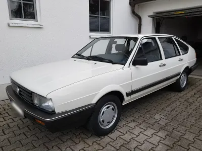 Gebraucht VW Passat 72 PS (52 kW) 1988 Weiß Limousine
