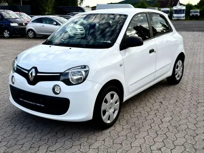 Gebraucht Renault Twingo Life 69 PS (50 kW) 2018 Weiß Kleinwagen