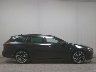 Gebraucht Opel Insignia Ultimate 174 PS (127 kW) 2022 Diamant schwarz/karbon schwarz Kombi