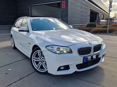 Gebraucht BMW 530 M Sport 258 PS (189 kW) 2015 Weiß Kombi