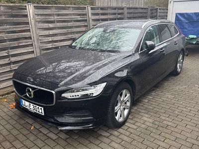 Gebraucht Volvo V90 Momentum 150 PS (110 kW) 2018 Schwarz Kombi