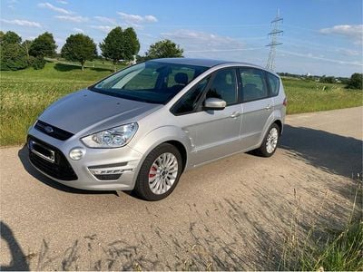 Usata Ford S-MAX S 140 CV (102 kW) 2014 Andere farben Monovolume