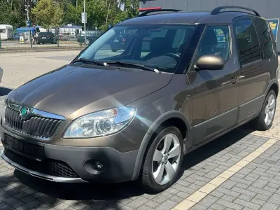 Gebraucht Skoda Roomster 86 PS (63 kW) 2012 Bronze Van / Kleinbus