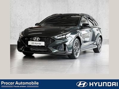 Neu Hyundai i30 N Line 150 PS (110 kW) 2026 Grün Kombi