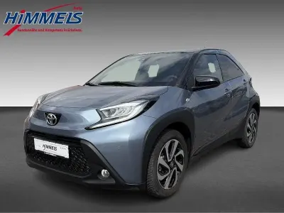 Gebraucht Toyota Aygo X Pulse 72 PS (52 kW) 2024 Grau SUV