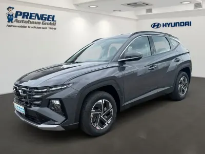 Neu Hyundai Tucson Select 150 PS (110 kW) 2026 Ecotronic grey SUV