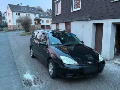 Gebraucht Ford Focus 2003 Schwarz Kombi