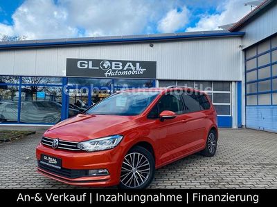 Habanero orange metallic Gebraucht 2017 VW Touran Comfortline Van / Kleinbus | 18.990 € (Teuer)