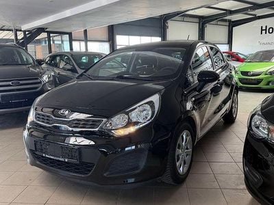 Gebraucht Kia Rio Edition 7 86 PS (63 kW) 2014 Schwarz Limousine