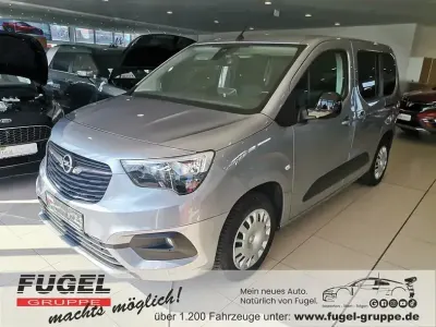 Second-hand Opel Combo Life Elegance 131 CP (96 kW) 2022 Gri Monovolum