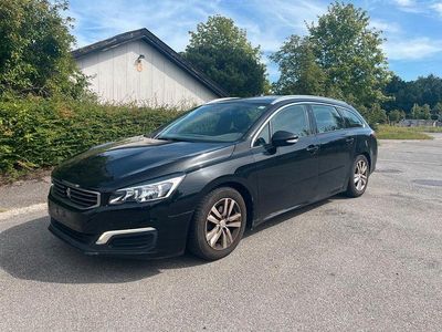 Gebraucht Peugeot 508 SW Active 114 PS (83 kW) 2014 Schwarz Kombi