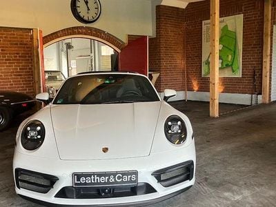 Second-hand Porsche 911 Targa 4 480 CP (353 kW) 2022 Alb Cabrio