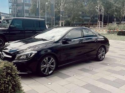 Gebraucht Mercedes CLA180 Urban 122 PS (89 kW) 2018 Schwarz Limousine