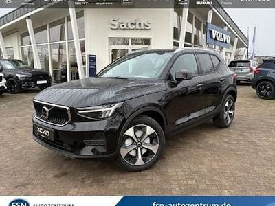 Neu Volvo XC40 Core 163 PS (119 kW) 2026 Schwarz SUV