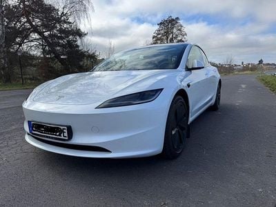 Gebraucht Tesla Model 3 Standard Range 208 kW (283 PS) 2023 Weiß Limousine