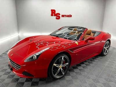 Rot Gebraucht 2016 Ferrari California Cabrio | 149.601 €