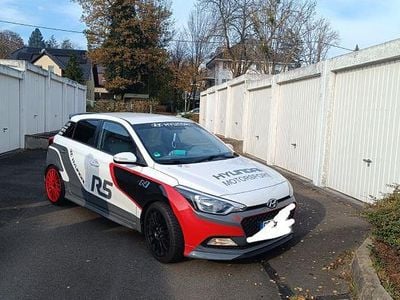 Gebraucht Hyundai i20 Pure 84 PS (61 kW) 2018 Weiß Limousine