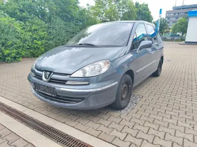 Gebraucht Peugeot 807 Platinum 140 PS (102 kW) 2008 Grau Van / Kleinbus