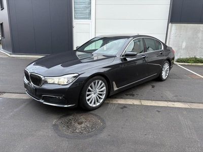 BMW 730