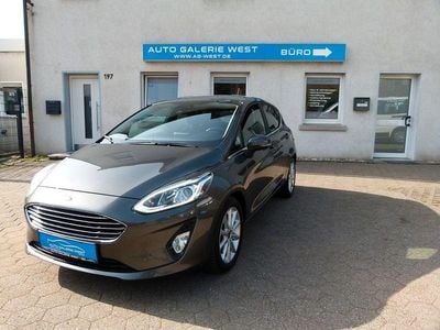 Gebraucht Ford Fiesta Titanium 101 PS (74 kW) 2019 Grau Kleinwagen