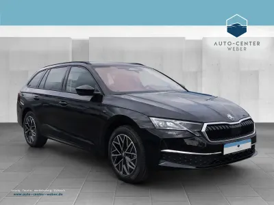 Nuevo Skoda Octavia Tour 150 CV (110 kW) 2025 Negro Familiar