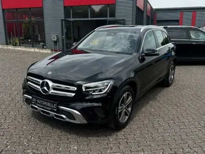 Gebraucht Mercedes GLC200 197 PS (144 kW) 2022 Schwarz SUV