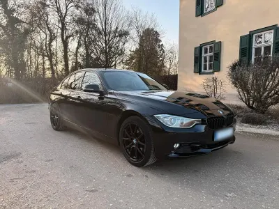 Gebraucht BMW 328 Luxury Line 245 PS (180 kW) 2012 Schwarz Limousine
