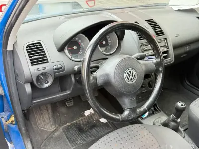 Gebraucht VW Polo 50 PS (36 kW) 2001 Blau Limousine