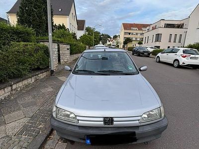 Peugeot 306