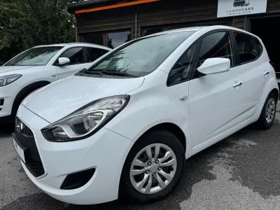Gebraucht Hyundai ix20 Classic 90 PS (66 kW) 2015 Weiß Kleinwagen